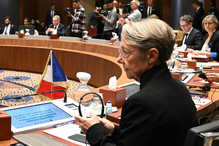 Elisabeth Borne, ancienne Première ministre française, à la réunion du Comité intergouvernemental de haut niveau (CIHN) d’octobre 2022, à Alger, où elle était arrivée avec une délégation de 16 ministres et plusieurs chefs d’entreprises.